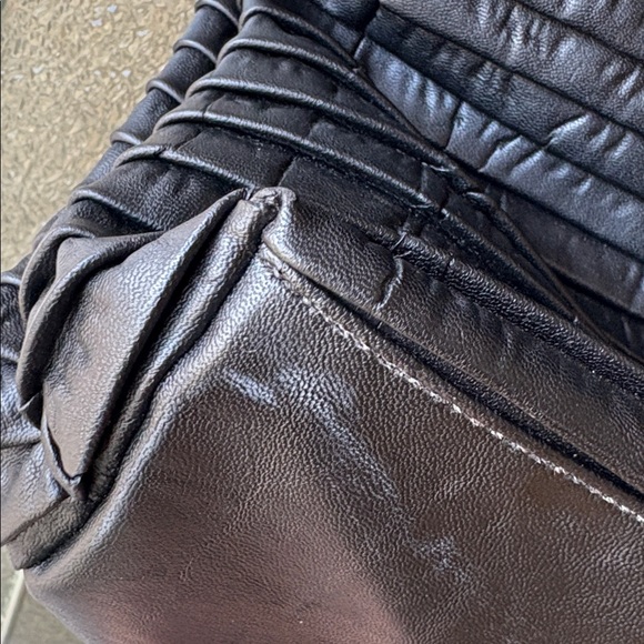 Calvin Klein large Black Tote Bag - Picture 5 of 11